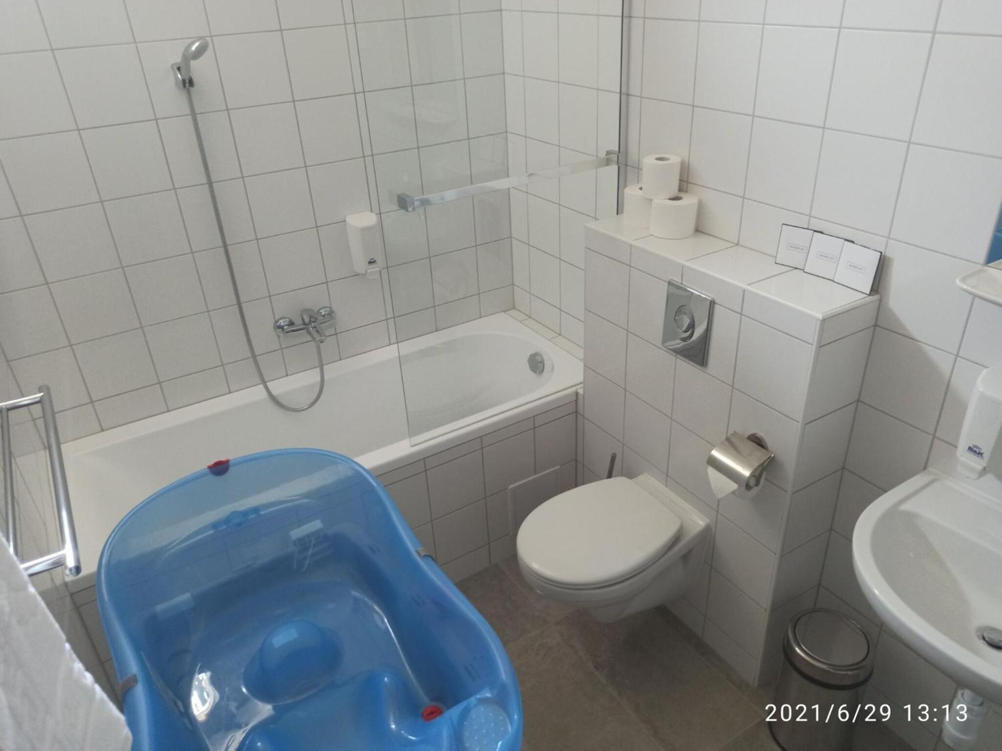 Svajci Lak Panzio Bed & Breakfast Nyíregyháza Eksteriør bilde